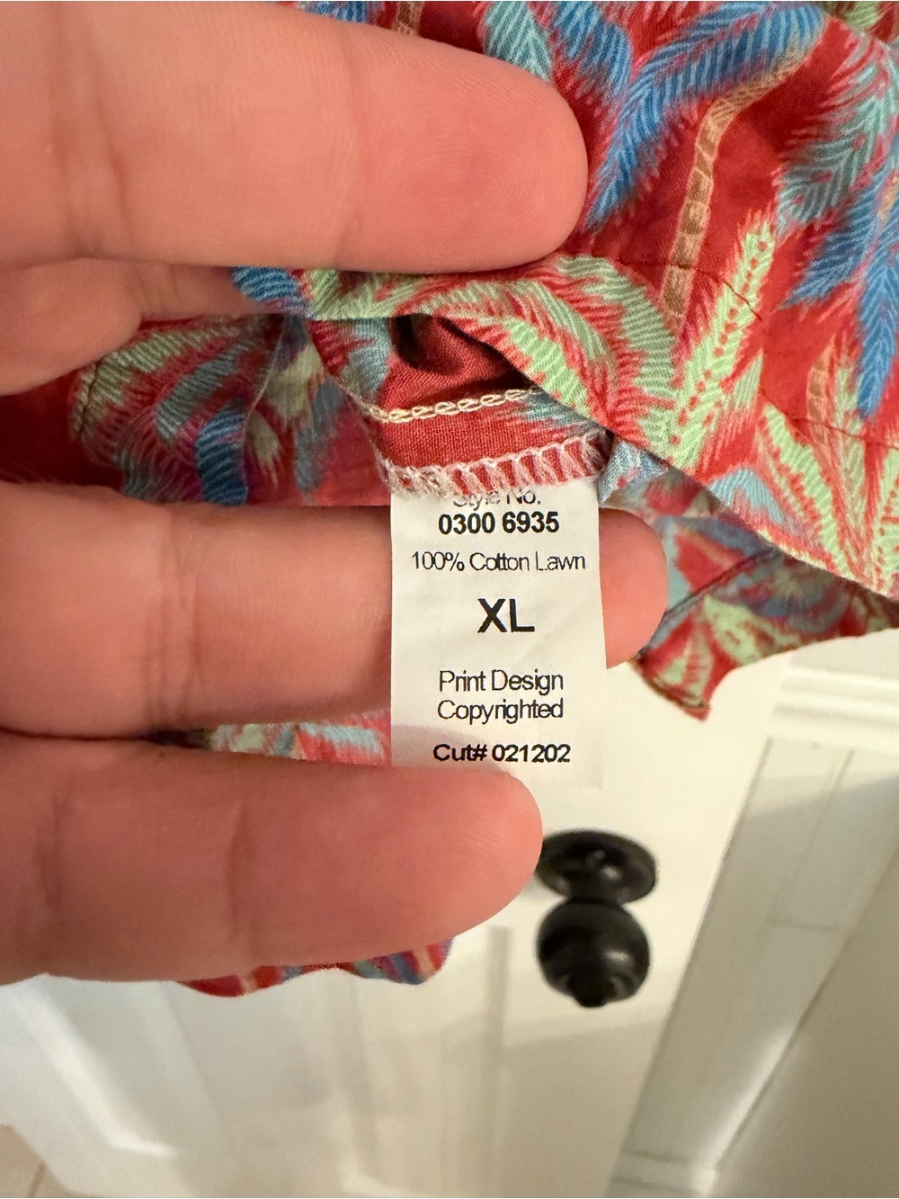 Tori Richard Hawaiian Shirt Mens XL Red Blue Palm Tree Cotton Lawn - Picture 7 of 7